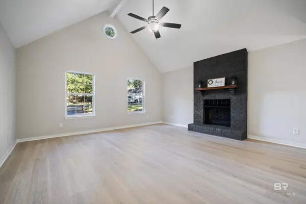 5630 Plantation Oaks Drive, Theodore, AL 36582