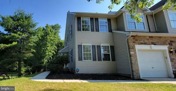 221 HIDDEN DR, Blackwood, NJ 08012