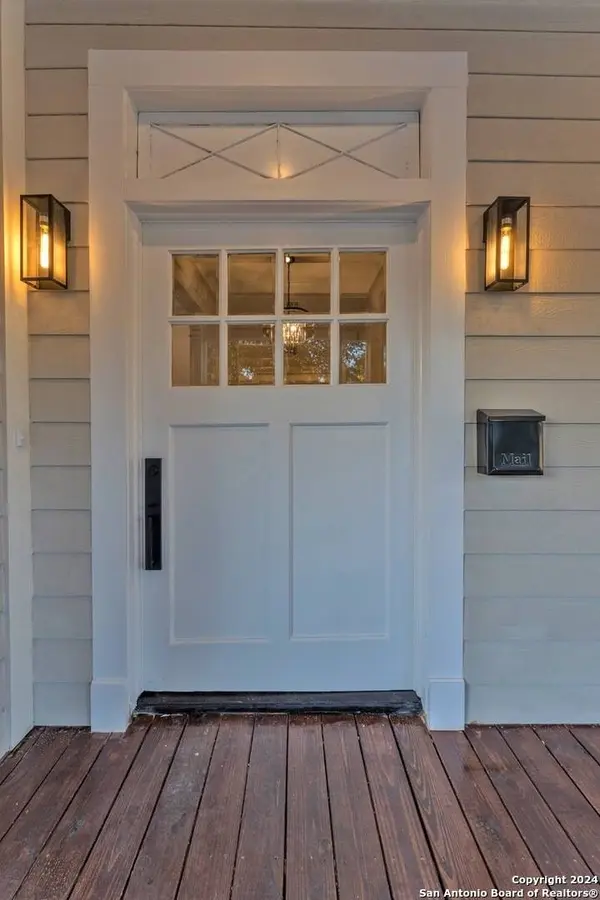 815 Hammond Ave, San Antonio, TX 78210