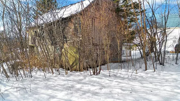 129 Town Farm RD, Farmington, ME 04938