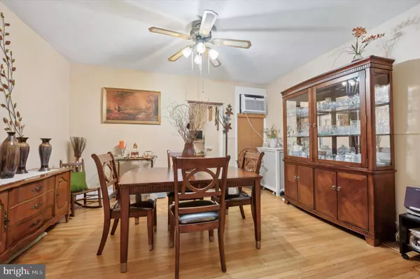 6215 HAZEL AVE, Philadelphia, PA 19143