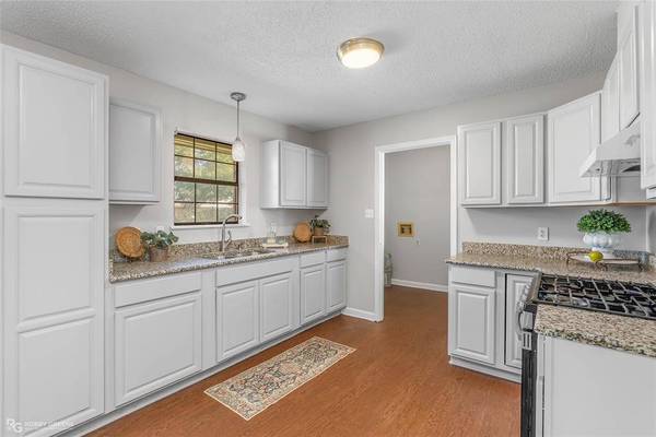 914 5th Street, Benton, LA 71006