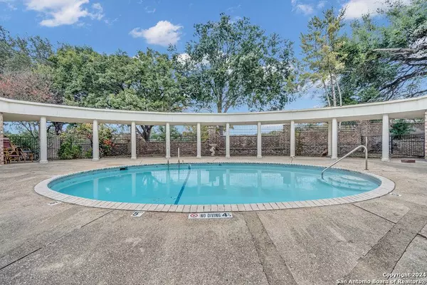 1819 BABCOCK RD UNIT 210B, San Antonio, TX 78229-4696