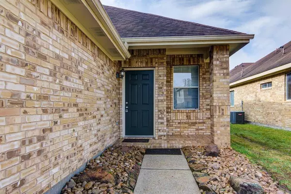 4630 Arbor LN, Pasadena, TX 77505