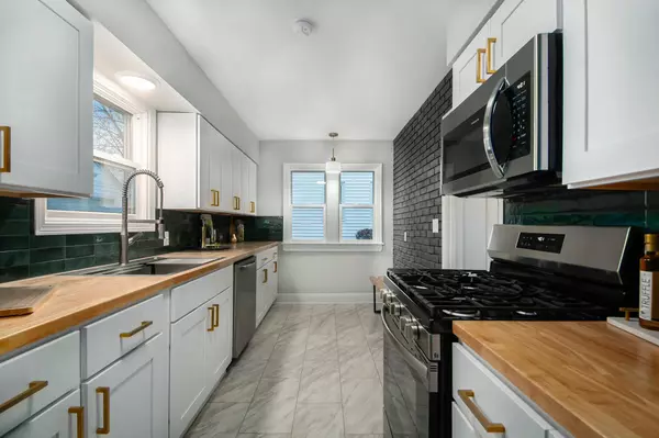 831 Edna SE Street, Grand Rapids, MI 49507