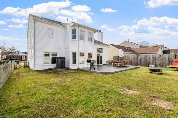 3224 Barberry LN, Virginia Beach, VA 23453