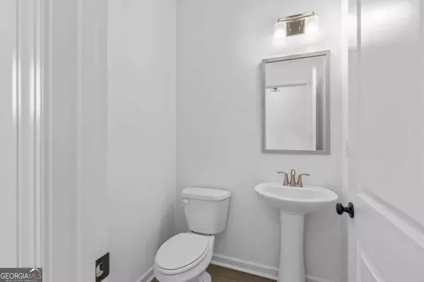 3328 Pepperpike CT, Loganville, GA 30052