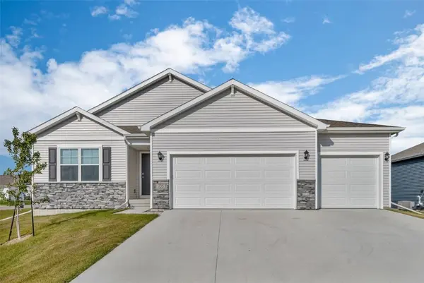 735 Juneberry DR, Palo, IA 52324