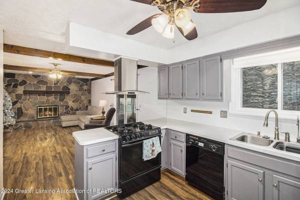 15296 Ann Drive, Bath, MI 48808, Bath, MI 48808