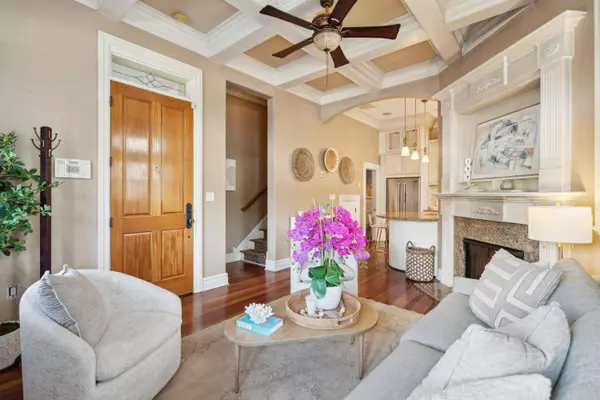 1 Bennett St #2, Charleston, SC 29401