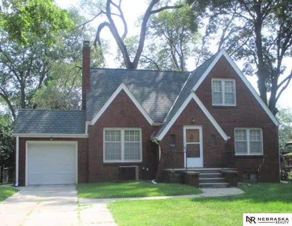 1605 N 53rd Street, Omaha, NE 68104