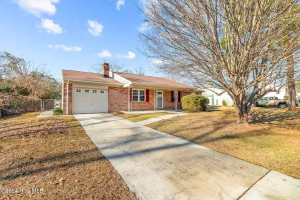 158 White Oak BLVD, Jacksonville, NC 28546