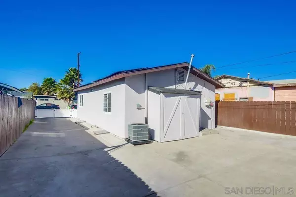 259-261 39th St, San Diego, CA 92113