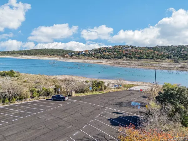 2035 CANYON LAKE DR, Canyon Lake, TX 78133-4485