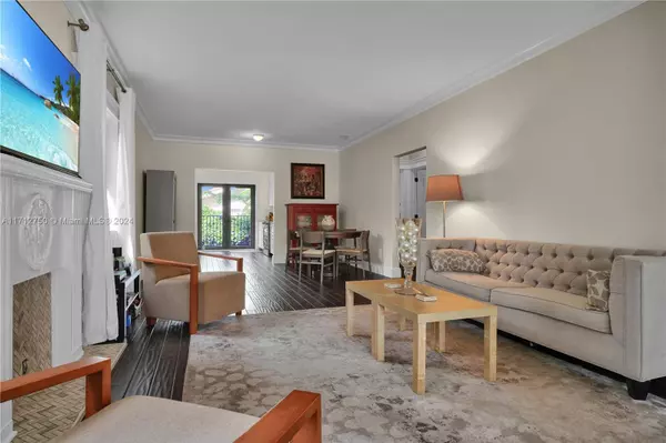 311 S Fluvia Ave, Coral Gables, FL 33134