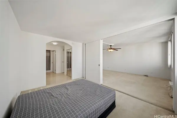 1255 Nuuanu AVE #E2712, Honolulu, HI 96817