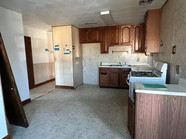 1609 DOGWOOD DR, Harvey, LA 70058