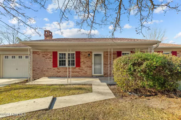 158 White Oak BLVD, Jacksonville, NC 28546