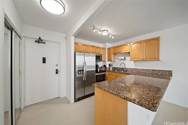 1255 Nuuanu AVE #E2712, Honolulu, HI 96817