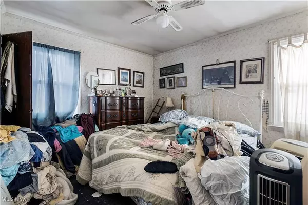 360 Erskine AVE, Youngstown, OH 44512