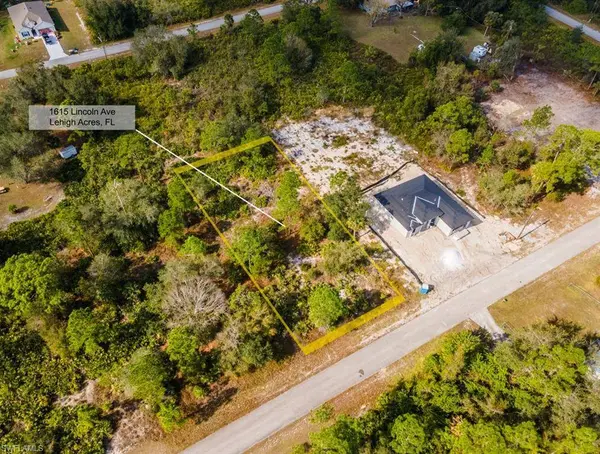 1615 Lincoln AVE, Lehigh Acres, FL 33972