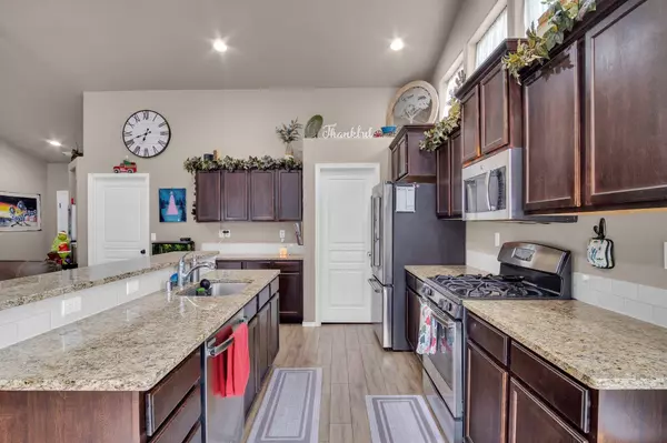 19002 E Grace Ave, Spokane Valley, WA 99027