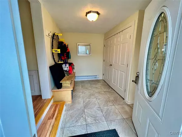 21357 Storrs RD, Sackets Harbor, NY 13685