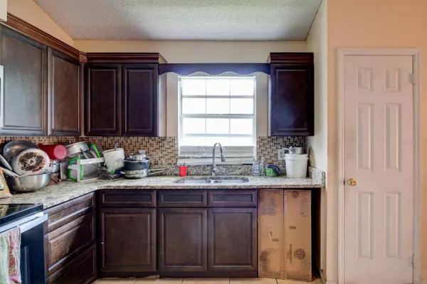 6554 MERITMOOR CIR, Orlando, FL 32818