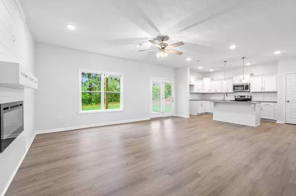 1196 Boulder Pass Rd, Clarksville, TN 37040