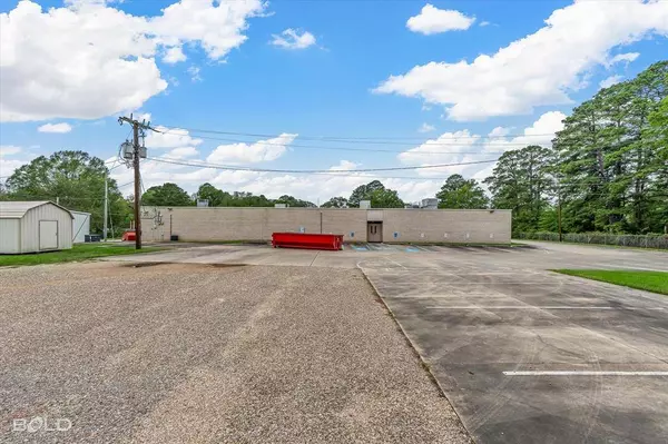 523 Oxford Road, Mansfield, LA 71052