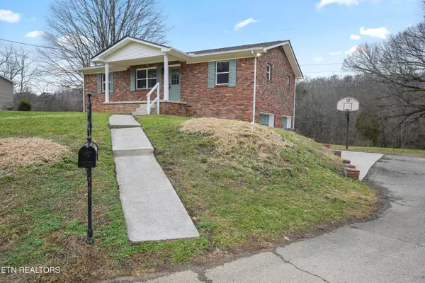 4735 Daystar LN, Knoxville, TN 37918