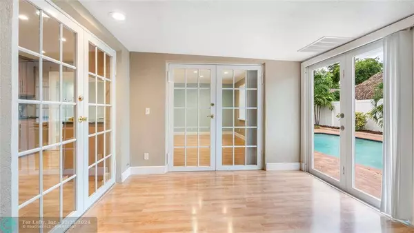 6731 NW 26th Ter, Fort Lauderdale, FL 33309