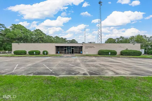 523 Oxford Road, Mansfield, LA 71052