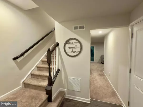 35 ORTIZ DR, Pennsauken, NJ 08110