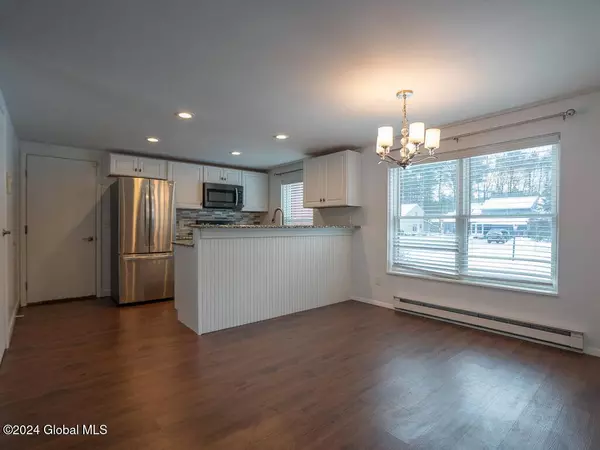 80 Thimbleberry Road, Malta, NY 12020