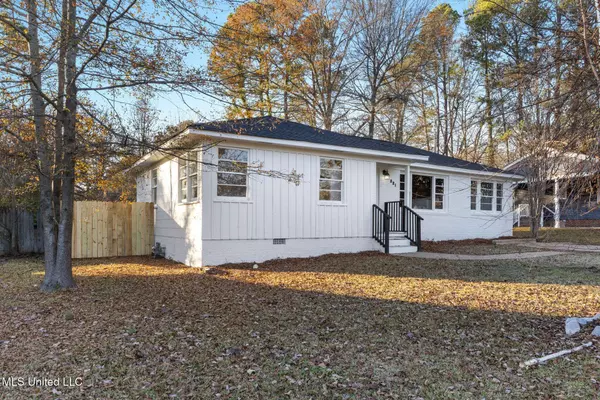 221 Lakeview Drive, Tupelo, MS 38801