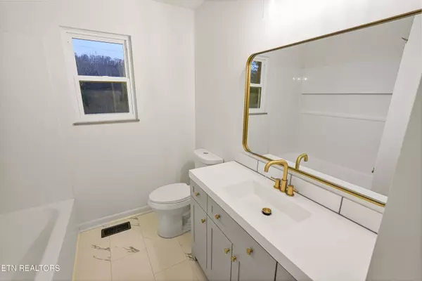 4735 Daystar LN, Knoxville, TN 37918