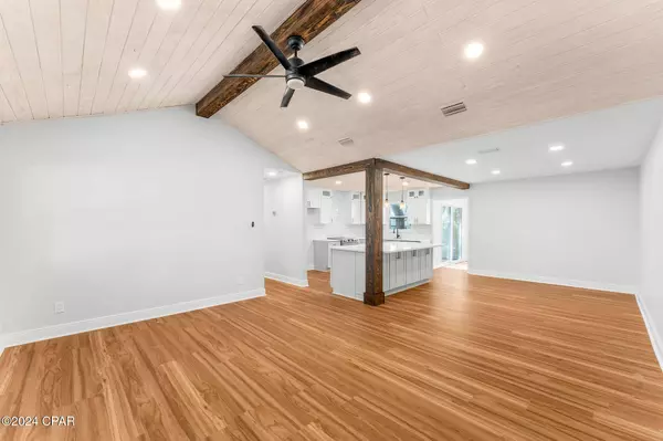 115 Rowe AVE, Panama City, FL 32401