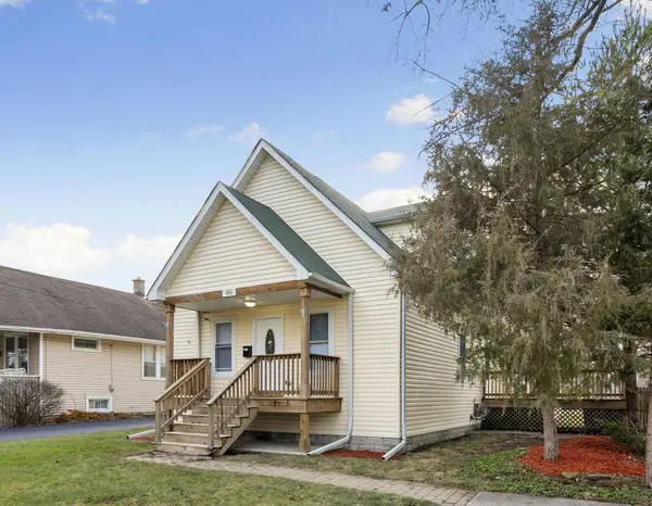 600 S Riverside Drive, Villa Park, IL 60181