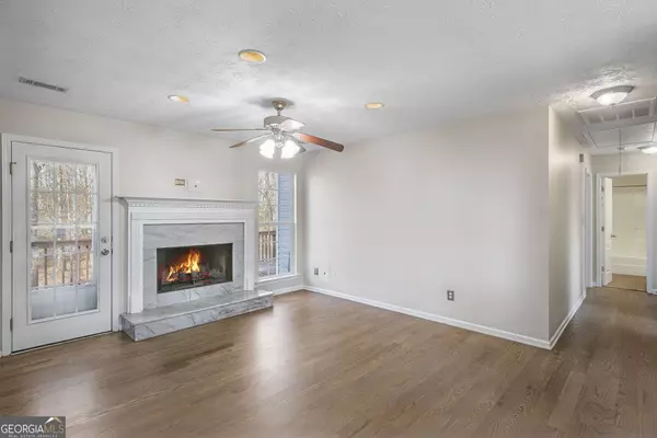 400 Cobbler DR, Newnan, GA 30265