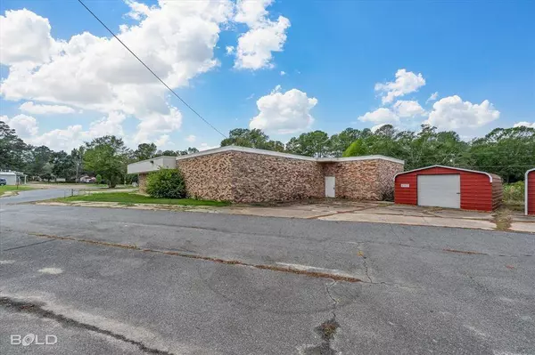 377 Martin Luther King Drive, Mansfield, LA 71052