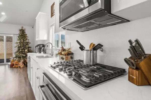 31192 Scrub Jay RD, Winchester, CA 92596