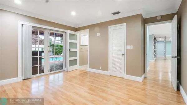 6731 NW 26th Ter, Fort Lauderdale, FL 33309