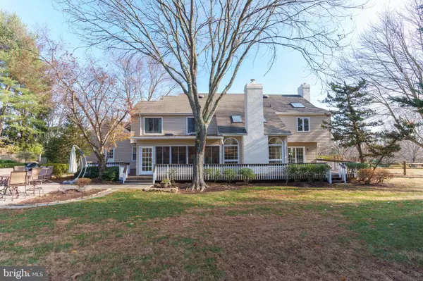 3 LONE BEECH LN, Glen Mills, PA 19342