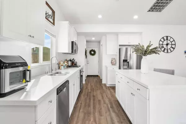 31192 Scrub Jay RD, Winchester, CA 92596