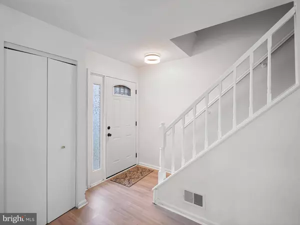 1 VON STEUBEN CT, Newark, DE 19702