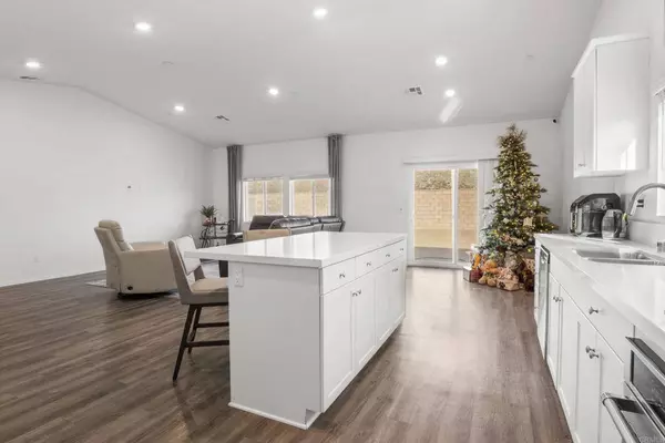 31192 Scrub Jay RD, Winchester, CA 92596