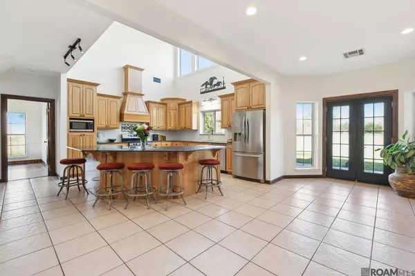 13308 MAISON BANS LEBOIS RD, Gonzales, LA 70737