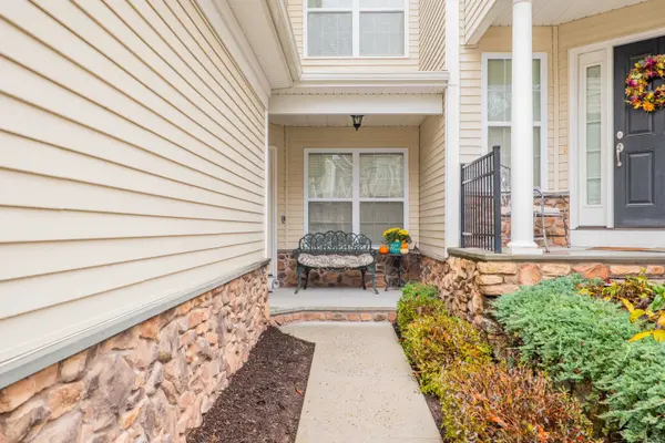 67 Beacon Hill Terrace #67, Bethel, CT 06801