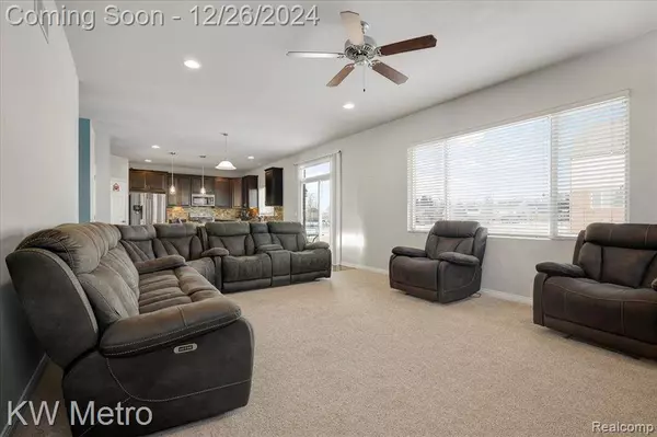 26591 BRONX Drive, Chesterfield, MI 48051